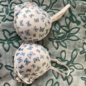 VS Pink Super Push-Up